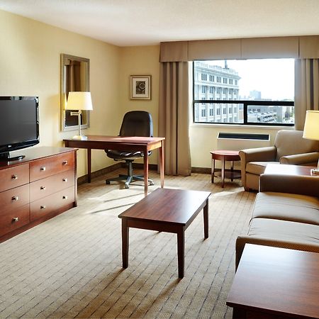 Holiday Inn & Suites Winnipeg Downtown By Ihg Eksteriør billede