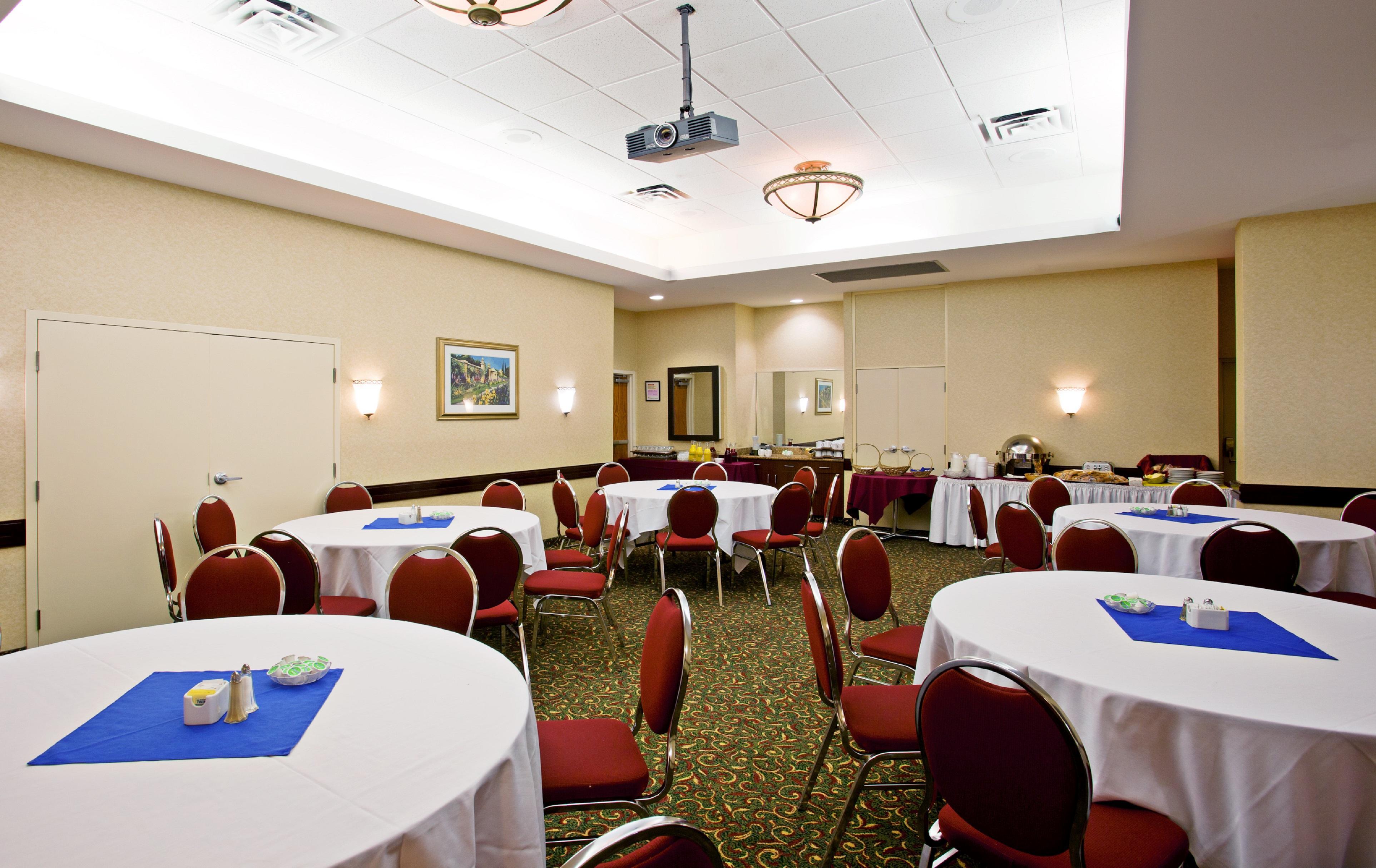 Holiday Inn & Suites Winnipeg Downtown By Ihg Eksteriør billede